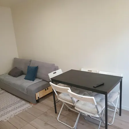 Apartment 5 Personne Salon Proche Centre *