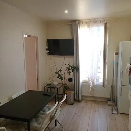 5 Personne Salon Proche Centre 公寓 *